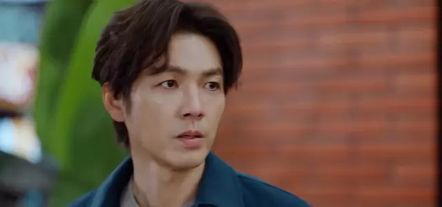 许蜜语携子归国首场戏引爆观众情绪，纪封机场泪崩成剧集高光时刻 | 资讯配图