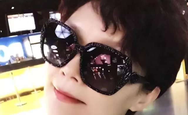 马晓晴11岁出演《啊！摇篮》走红，九十年代推掉多部经典后淡出影坛 | 资讯配图