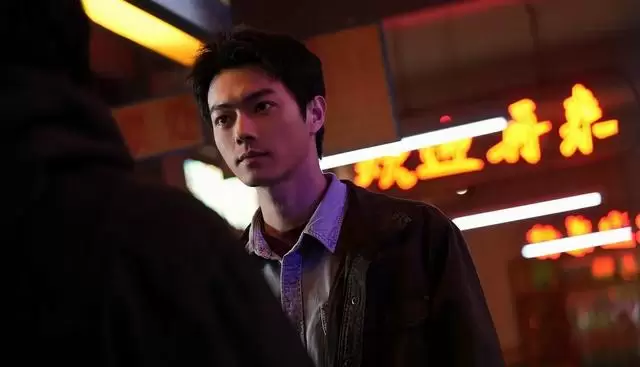 《佳偶天成》播放指数77.25登顶网剧榜首，潘粤明《黑夜告白》位列第三 | 资讯配图