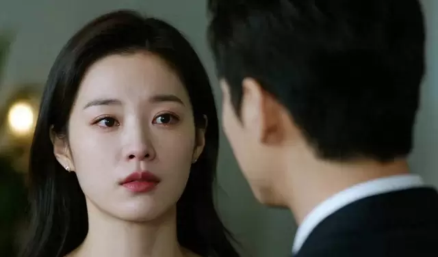 秦淮舟与时蔓妮离婚五年后重逢，花店对峙引出婚姻解构新叙事 | 情报图