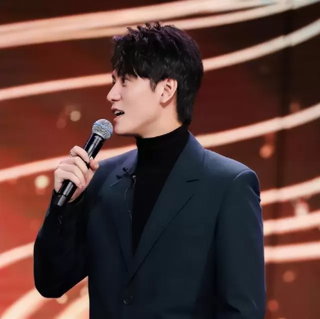 李玥秦俊杰姐弟合作模式引业内关注 | 资讯配图