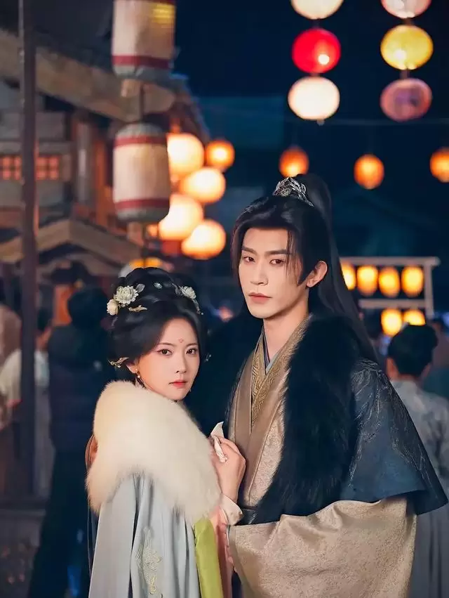 《皇后与朕》等五部高密度短剧4月28日集中上线，林秋奈、紫无邪、蔡淼燕集体突破类型定式 | 现场图