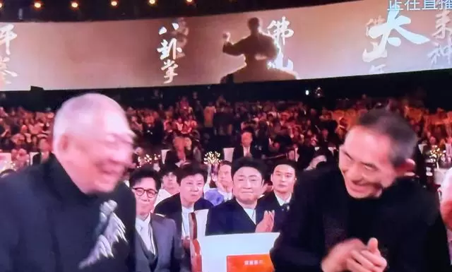 袁和平获北京国际电影节终身成就奖 | 资讯配图