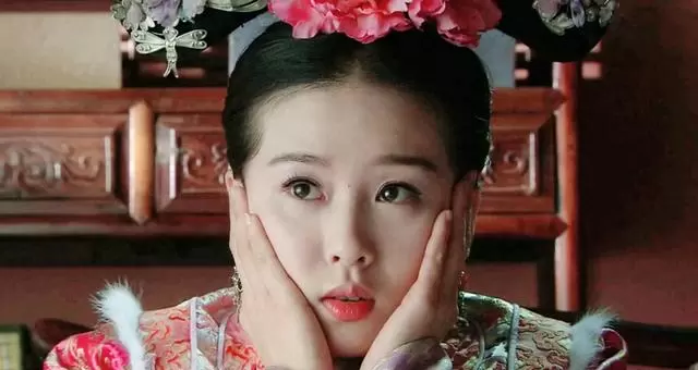《步步惊心》若曦角色设定存多重叙事伏笔,政治预判与行为逻辑超出现代穿越常规 | 情报图 《步步惊心》若曦角色设定存多重叙事伏笔,政治预判与行为逻辑超出现代穿越常规 | 情报图